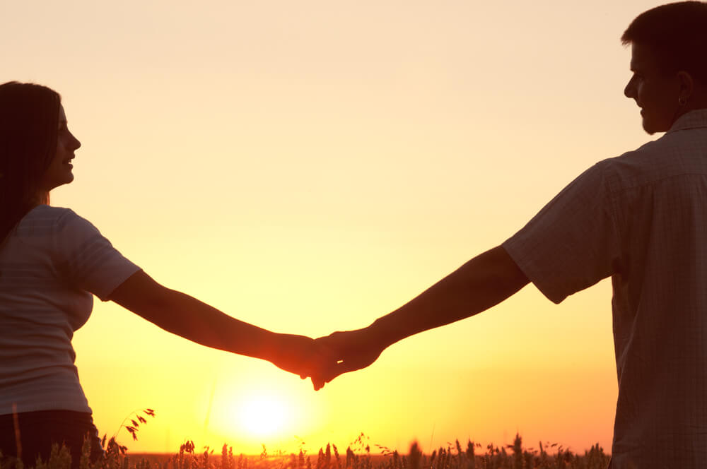 Read more about the article גם לכם מגיע יחסים של אחד למען השני